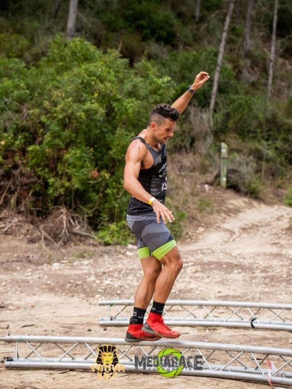 ENTRENADOR PERSOANL PARA COMPETICIONES HYBRID ENTRENADOR PERSOANL PARA COMPETICIONES HYBRID